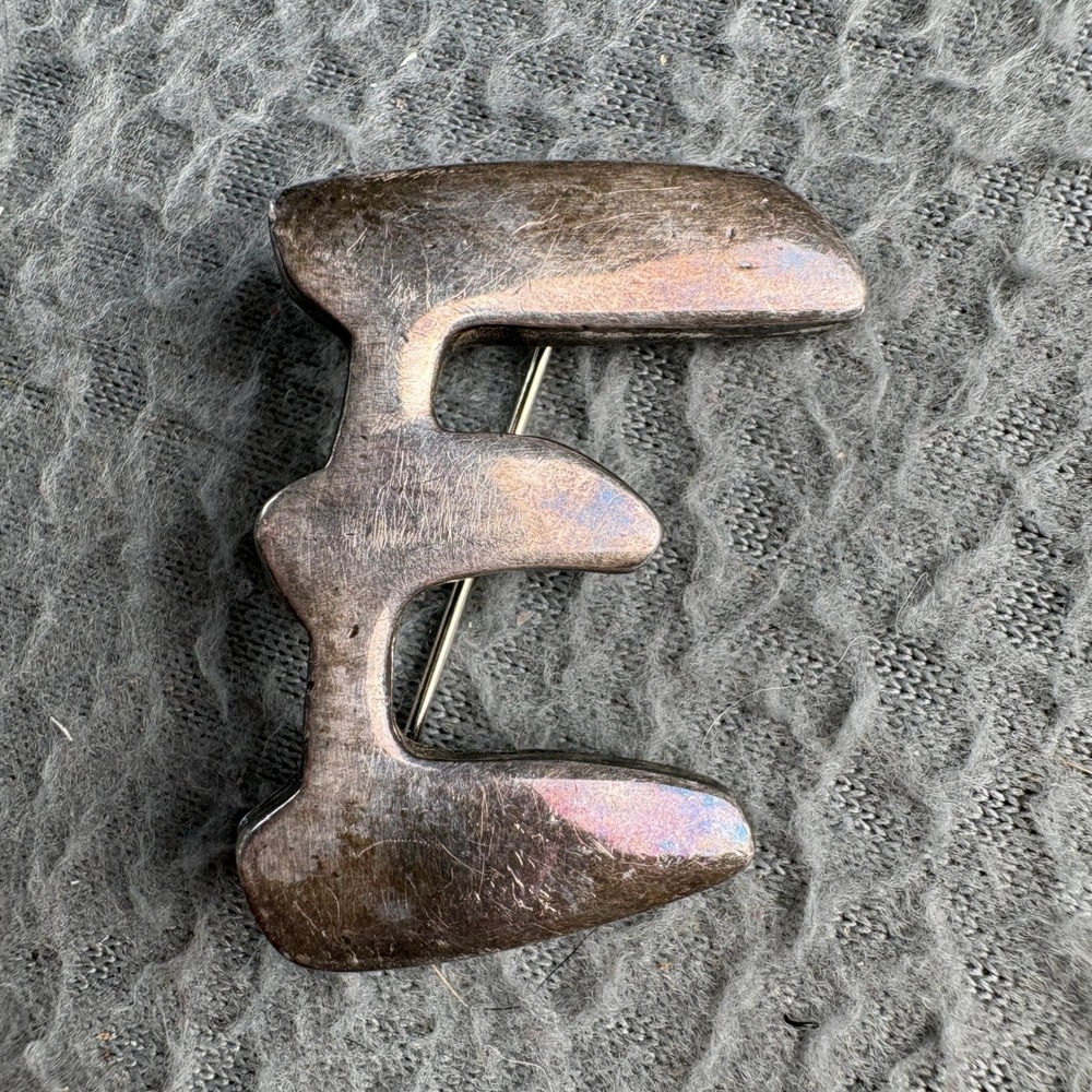 Vintage Initial Letter E Brooch Pin Brutalist Silver Tone Sculptural Monogram